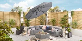 4 Reasons Why You Should Cover Your Patio Furniture (Even During the Summer)